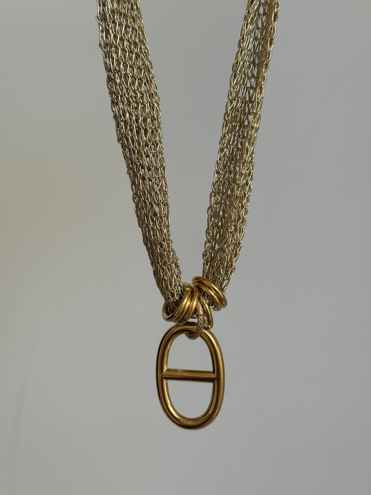 Collier Lou