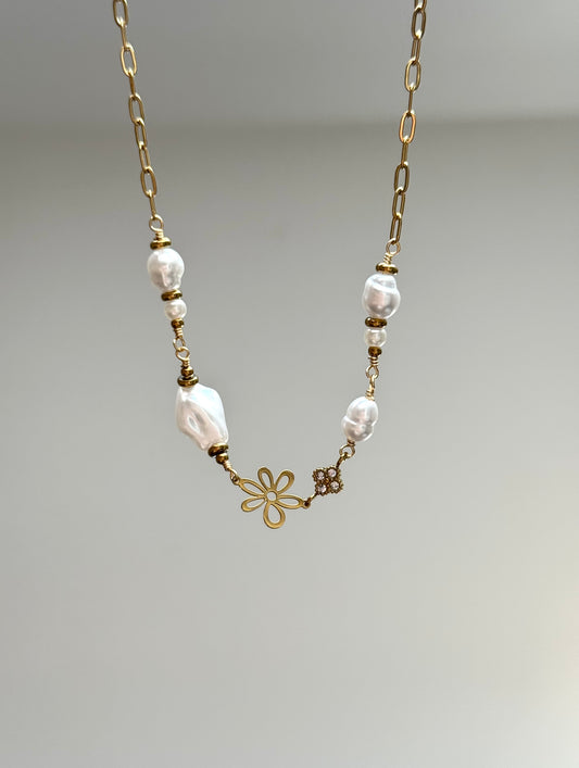 Collier Divine